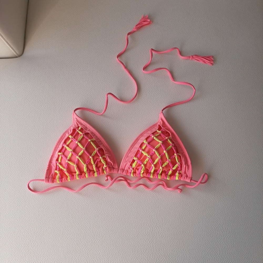 Bikini top